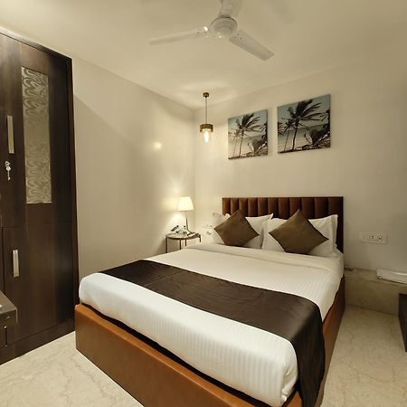 The Majlis Hotel - Colaba Bombay Esterno foto